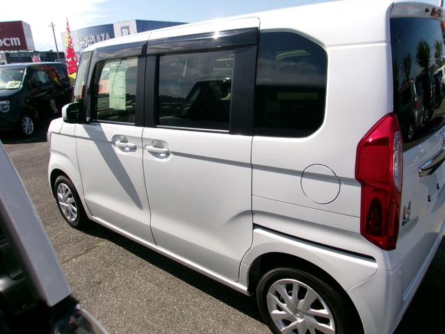 Ｎ－ＢＯＸ Ｇ・Ｌホンダセンシング　メモリーナビ　バックカメラ　ＬＥＤヘッドライト　左側パワースライドドア　オートクルーズコントロール　ＥＴＣ車載器　スマートキー（2枚目）