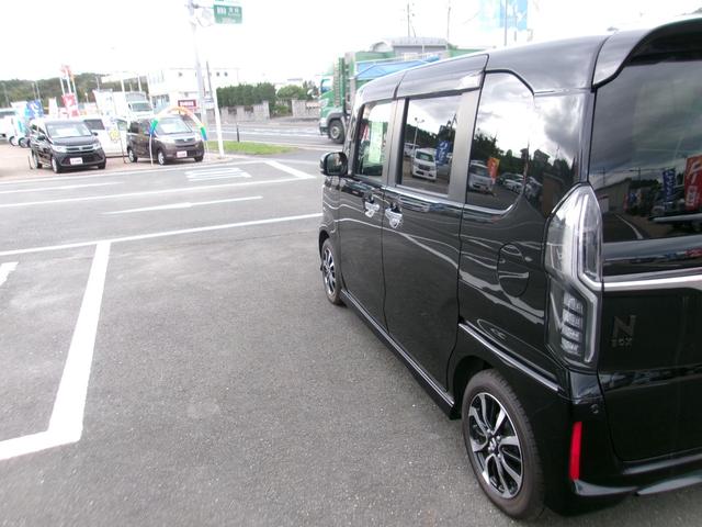 N-BOXカスタム G・Lホンダセンシング メモリーナビTV バックカメラ LEDヘッドライト フォグライト 左側パワースライドドア 純正14インチアルミホイル ETC車載器 スマートキー(3枚目)