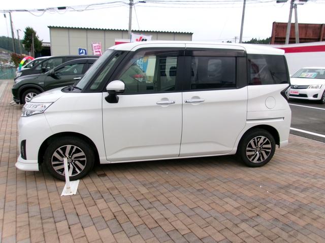 トール カスタムＧ　リミテッド　ＳＡＩＩＩ　メモリーナビＴＶ　バックカメラ　ＬＥＤヘッドライト　フォグライト　両側パワースライドドア　純正１５インチホイル　ＥＴＣ車載器　スマートキー（2枚目）