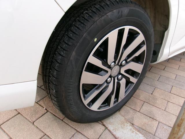 トール カスタムＧ　リミテッド　ＳＡＩＩＩ　メモリーナビＴＶ　バックカメラ　ＬＥＤヘッドライト　フォグライト　両側パワースライドドア　純正１５インチホイル　ＥＴＣ車載器　スマートキー（20枚目）