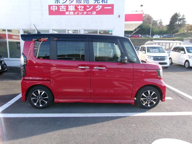 N-BOXカスタム G・L メモリーナビTV バックカメラ LEDヘッドライト フォグライト 左側パワースライドドア 純正14インチアルミホイル ETC車載器 スマートキー(5枚目)
