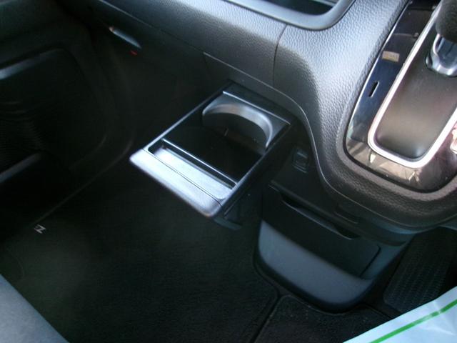 N-BOXカスタム G・L メモリーナビTV バックカメラ LEDヘッドライト フォグライト 左側パワースライドドア 純正14インチアルミホイル ETC車載器 スマートキー(13枚目)