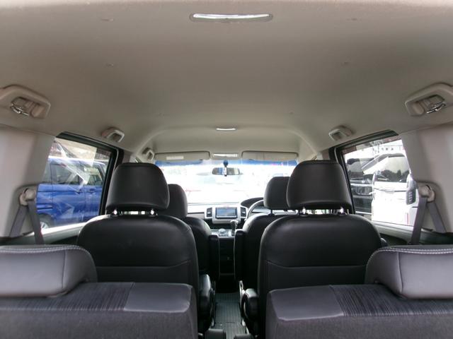 フリードハイブリッド ジャストセレクション　メモリーナビＴＶ　バックカメラ　ディスチャージヘッドライト　両側パワースライドドア　社外１５インチアルミホイル　オートクルーズコントロール　ＥＴＣ車載器　スマートキー（19枚目）