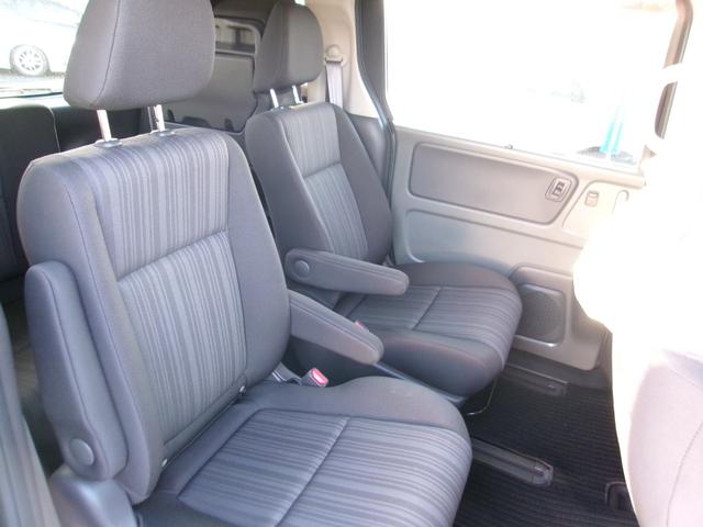 フリードハイブリッド ハイブリッド・Ｇ　メモリーナビＴＶ　バックカメラ　ＬＥＤヘッドライト　左側パワースライドドア　純正１５インチアルミホイル　オートクルーズコントロール　ＥＴＣ車載器　スマートキー　４ＷＤ（7枚目）