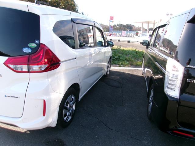 フリードハイブリッド ハイブリッド・Gホンダセンシング メモリーナビTV バックカメラ LEDヘッドライト 両側パワースライドドア オートクルーズコントロール ETC車載器 スマートキー 4WD(4枚目)