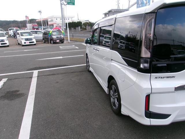 ステップワゴンスパーダ スパーダハイブリッド　Ｇ　ホンダセンシング　メモリーナビＴＶ　バックカメラ　ＬＥＤヘッドライト　フォグライト　両側パワースライドドア　純正１６インチアルミホイル　オートクルーズコントロール　ＥＴＣ車載器　スマートキー（3枚目）