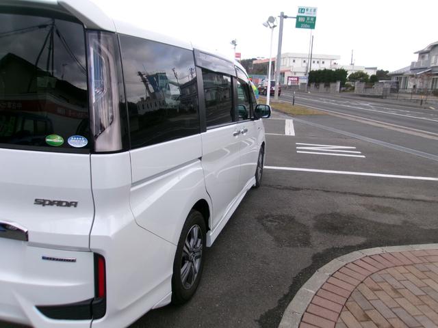 ステップワゴンスパーダ スパーダハイブリッド　Ｇ　ホンダセンシング　メモリーナビＴＶ　バックカメラ　ＬＥＤヘッドライト　フォグライト　両側パワースライドドア　純正１６インチアルミホイル　オートクルーズコントロール　ＥＴＣ車載器　スマートキー（4枚目）