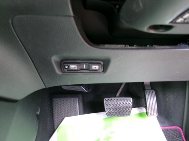 フィット ｅ：ＨＥＶホーム　メモリーナビ　バックカメラ　ＬＥＤヘッドライト　ドライブレコーダー　オートクルーズコントロール　スマートキー　ＥＴＣ車載器（15枚目）