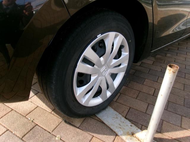 フィット ｅ：ＨＥＶホーム　メモリーナビ　バックカメラ　ＬＥＤヘッドライト　ドライブレコーダー　オートクルーズコントロール　スマートキー　ＥＴＣ車載器（19枚目）