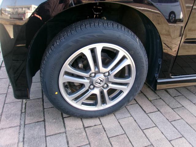 Ｎ－ＢＯＸカスタム Ｇ　ＳＳパッケージ　メモリーナビＴＶ　バックカメラ　後席モニター　ディスチャージヘッドライト　フォグライト　両側パワースライドドア　純正１４インチアルミホイル　スマートキー（20枚目）