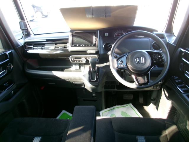 N-BOXカスタム L メモリーナビTV バックカメラ LEDヘッドライト フォグライト 左側パワースライドドア 純正14インチアルミホイル オートクルーズコントロール ETC車載器 スマートキー(8枚目)