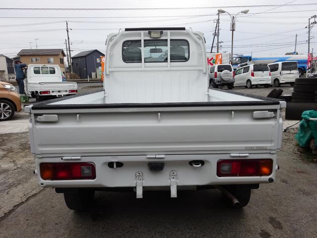アクティトラック SDX 4WD 5速マニュアル エアコン パワステ 作業灯 エアバック ドアバイザー 三方開(5枚目)