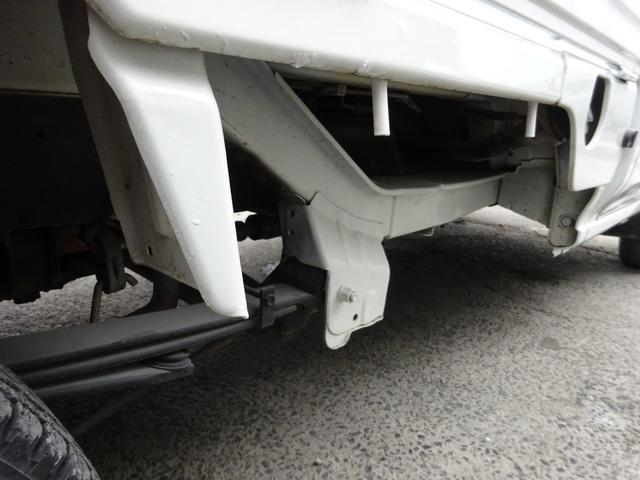 アクティトラック SDX 4WD 5速マニュアル エアコン パワステ 作業灯 エアバック ドアバイザー 三方開(9枚目)