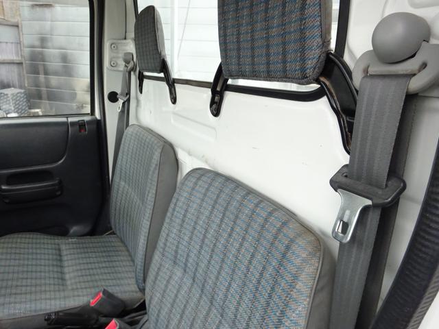 アクティトラック SDX 4WD 5速マニュアル エアコン パワステ 作業灯 エアバック ドアバイザー 三方開(13枚目)