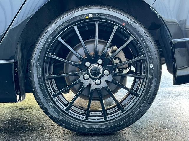 プリウス Ｓ　アルパイン９型ナビ　ＮＥＷ’Ｓ　ＤＥＳＩＧＮフルエアロ　２０２５年製タイヤ装着１７インチＡＷ　バックカメラ　Ｃピラーパネル交換済　トノカバー　ステアリングスイッチ　オートＬＥＤヘッドライト（23枚目）