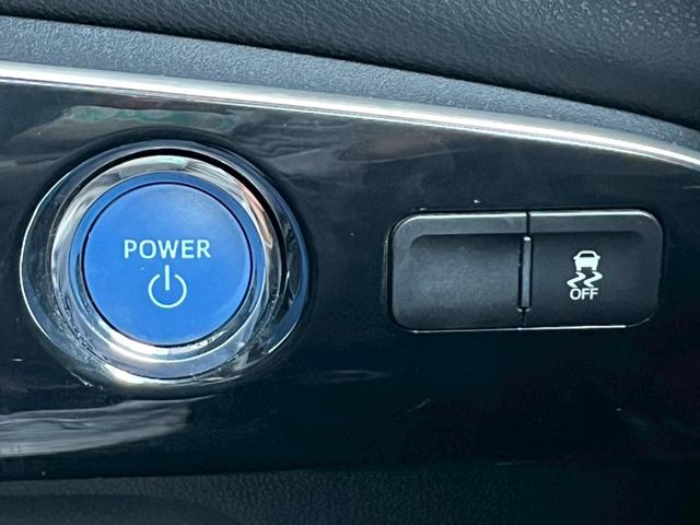 プリウス Ｓ　アルパイン９型ナビ　ＮＥＷ’Ｓ　ＤＥＳＩＧＮフルエアロ　２０２５年製タイヤ装着１７インチＡＷ　バックカメラ　Ｃピラーパネル交換済　トノカバー　ステアリングスイッチ　オートＬＥＤヘッドライト（40枚目）