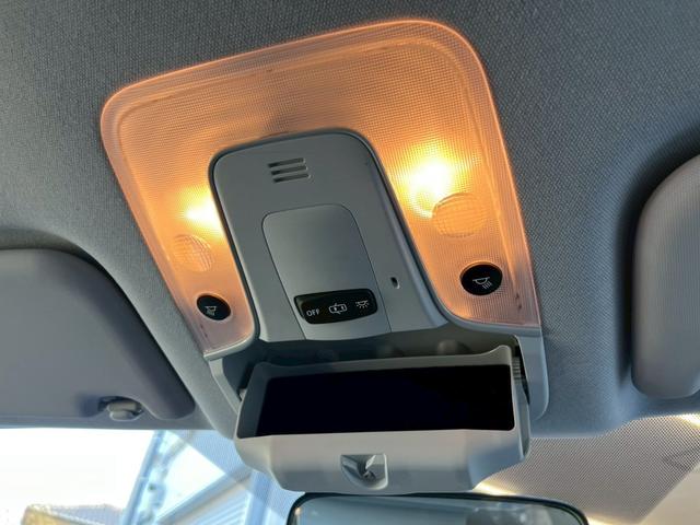 プリウス Ｓ　アルパイン９型ナビ　ＮＥＷ’Ｓ　ＤＥＳＩＧＮフルエアロ　２０２５年製タイヤ装着１７インチＡＷ　バックカメラ　Ｃピラーパネル交換済　トノカバー　ステアリングスイッチ　オートＬＥＤヘッドライト（46枚目）