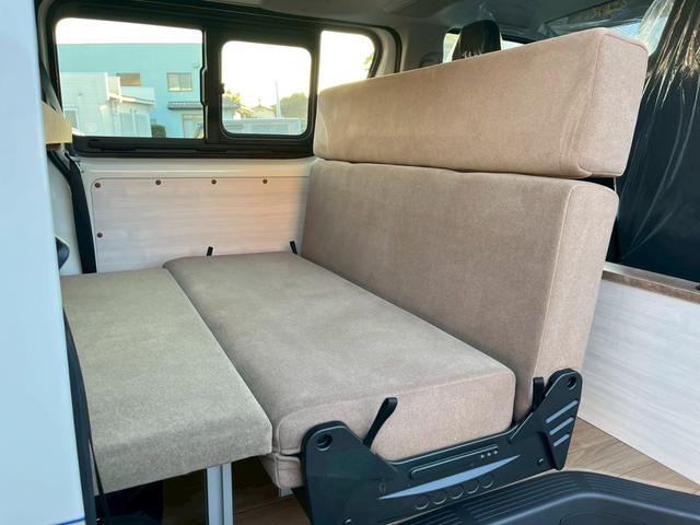 ハイエースバン ロングＤＸ　８ナンバーキャンピングカー　登録済み未使用車　Ｃａｒｉｃａ　Ｃａｌ‘ｓＭｏｔｏｒ　オリジナルカスタマイズカー　ＡＬＰＩＮＥ７型ＤＡ　シーケンシャルＬＥＤヘッドライト　全方位カメラ　ＥＴＣ　ポータル電源（48枚目）