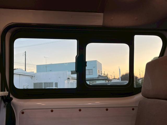 ハイエースバン ロングＤＸ　８ナンバーキャンピングカー　登録済み未使用車　Ｃａｒｉｃａ　Ｃａｌ‘ｓＭｏｔｏｒ　オリジナルカスタマイズカー　ＡＬＰＩＮＥ７型ＤＡ　シーケンシャルＬＥＤヘッドライト　全方位カメラ　ＥＴＣ　ポータル電源（73枚目）