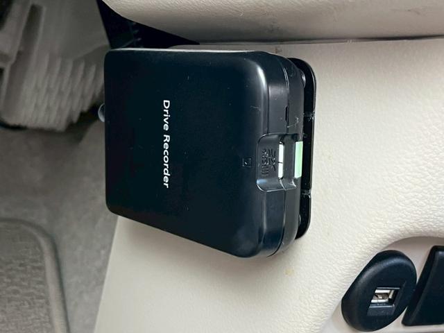 アルトラパン Ｌ　純正ナビゲーション　全方位モニター　前後ドライブレコーダー　クリアランスソナー　フルセグＴＶ　ＢＴオーディオ　衝突軽減　アイドリングストップ　ステアリングスイッチ　運転席シートヒーター　給油口デカール（46枚目）