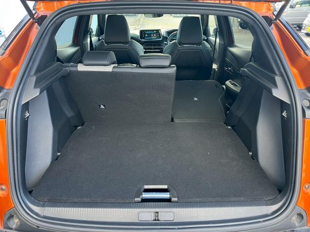 ｅ－２００８ ＧＴライン　パノラマサンルーフ　急速充電　充電ケーブル付　全方位カメラ　Ｂｌｕｅｔｏｏｔｈ　ＥＴＣ　レーダークルーズコントロール　ブラインドスポットモニター　前席シートヒーター（68枚目）