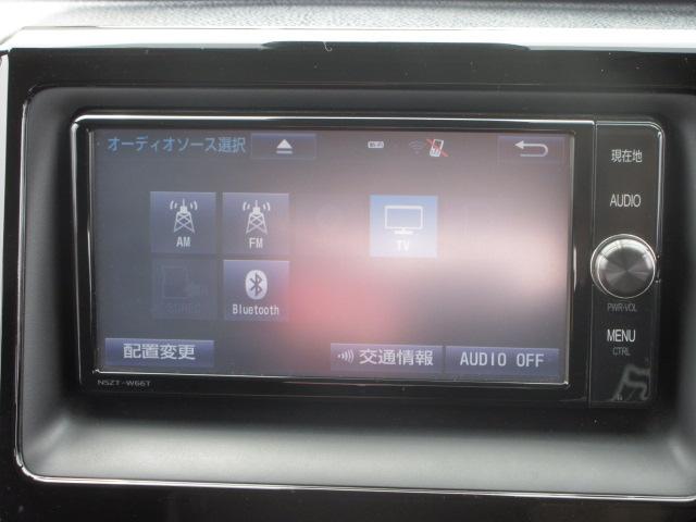 ノア Ｘ　４ＷＤ　純正ＳＤナビ　フルセグＴＶ　トヨタセーフティーセンス　バックカメラ　ＥＴＣ　スマートキー　クルーズコントロール　ＬＥＤヘッドライト　オートハイビーム　音楽　電話　Ｂｌｕｅｔｏｏｔｈ接続（2枚目）