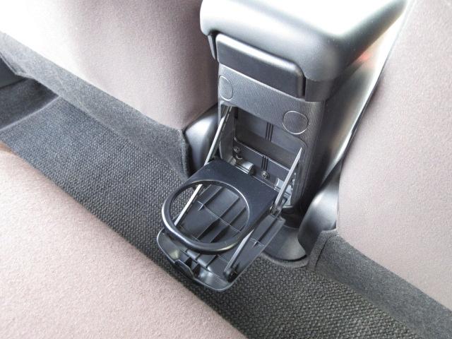 アクア Ｇ　禁煙車　１オーナー　社外ＳＤナビ　バックカメラ　ＥＴＣ　横滑り防止装置　スマートキー　プッシュスタート　ＣＤプレイヤー　オートライト　プライバシーガラス　社外１５インチアルミホイール　ドアバイザー（32枚目）