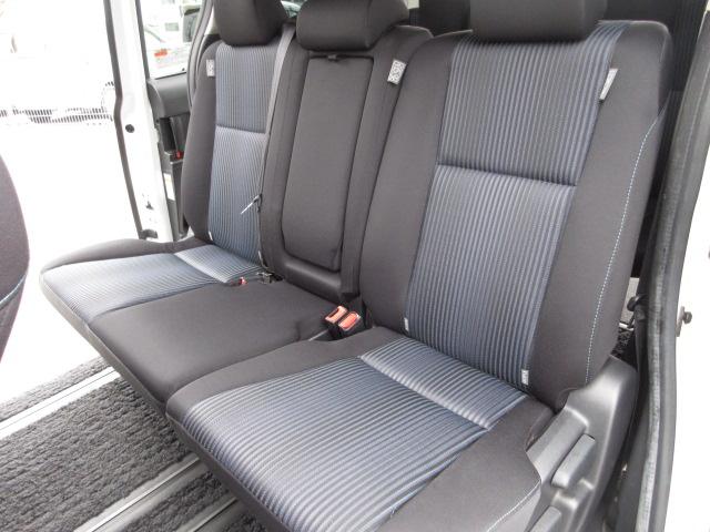 ノア Ｓｉ　４ＷＤ　寒冷地仕様　１オーナー　純正９ｉｎナビＴＶ　バック、フロントカメラ　１１ｉｎフリップダウンモニター　両側パワスラ　ＥＴＣ　ＬＥＤライト　ＢＴ接続　プッシュスタート　ワイパーデアイサー（14枚目）