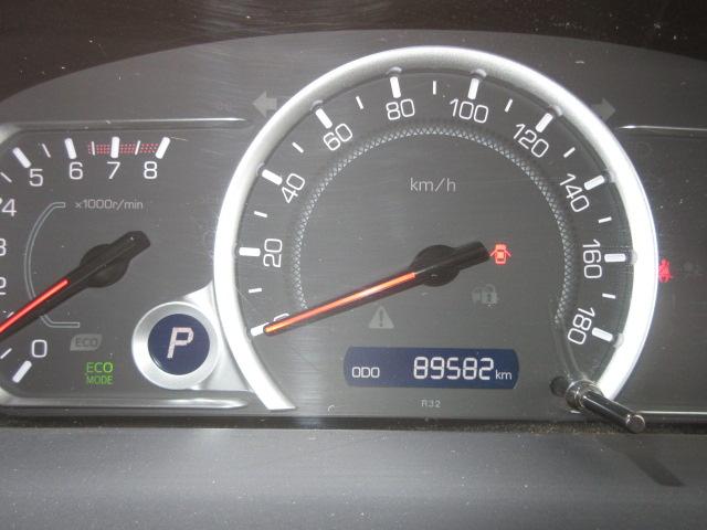 ノア Ｓｉ　４ＷＤ　寒冷地仕様　１オーナー　純正９ｉｎナビＴＶ　バック、フロントカメラ　１１ｉｎフリップダウンモニター　両側パワスラ　ＥＴＣ　ＬＥＤライト　ＢＴ接続　プッシュスタート　ワイパーデアイサー（21枚目）