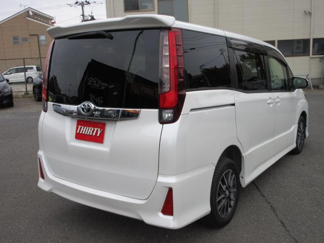 ノア Ｓｉ　４ＷＤ　寒冷地仕様　１オーナー　純正９ｉｎナビＴＶ　バック、フロントカメラ　１１ｉｎフリップダウンモニター　両側パワスラ　ＥＴＣ　ＬＥＤライト　ＢＴ接続　プッシュスタート　ワイパーデアイサー（44枚目）