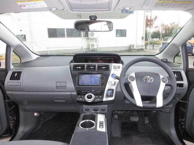 プリウスアルファ Ｓ　７人　純正ナビ　フルセグＴＶ　バックカメラ　障害物センサー　スマートキー・プッシュスタート　ビルトインＥＴＣ　前フォグランプ　純正１６ｉｎアルミホイール　横滑り防止装置　ＢＴ接続　ＣＤ、ＤＶＤ再生（10枚目）