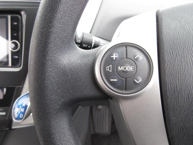 プリウスアルファ Ｓ　７人　純正ナビ　フルセグＴＶ　バックカメラ　障害物センサー　スマートキー・プッシュスタート　ビルトインＥＴＣ　前フォグランプ　純正１６ｉｎアルミホイール　横滑り防止装置　ＢＴ接続　ＣＤ、ＤＶＤ再生（22枚目）