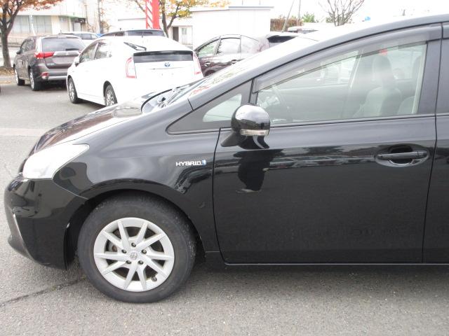 プリウスアルファ Ｓ　７人　純正ナビ　フルセグＴＶ　バックカメラ　障害物センサー　スマートキー・プッシュスタート　ビルトインＥＴＣ　前フォグランプ　純正１６ｉｎアルミホイール　横滑り防止装置　ＢＴ接続　ＣＤ、ＤＶＤ再生（55枚目）