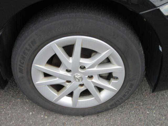 プリウスアルファ Ｓ　７人　純正ナビ　フルセグＴＶ　バックカメラ　障害物センサー　スマートキー・プッシュスタート　ビルトインＥＴＣ　前フォグランプ　純正１６ｉｎアルミホイール　横滑り防止装置　ＢＴ接続　ＣＤ、ＤＶＤ再生（60枚目）