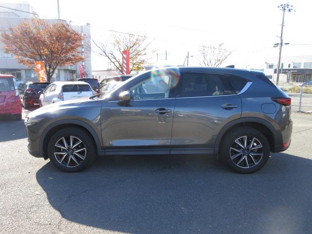 CX-5 XD Lパッケージ 4WD 純正SDナビTV 前・横・バックカメラ BOSEスピーカー ヘッドアップディスプレイ シート・ステアヒーターパワーテールゲート ETC 追従クルコン 衝突軽減ブレーキ ドラレコ 障害物センサー(8枚目)