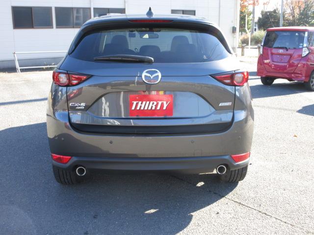 CX-5 XD Lパッケージ 4WD 純正SDナビTV 前・横・バックカメラ BOSEスピーカー ヘッドアップディスプレイ シート・ステアヒーターパワーテールゲート ETC 追従クルコン 衝突軽減ブレーキ ドラレコ 障害物センサー(9枚目)