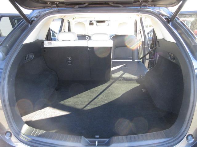 CX-5 XD Lパッケージ 4WD 純正SDナビTV 前・横・バックカメラ BOSEスピーカー ヘッドアップディスプレイ シート・ステアヒーターパワーテールゲート ETC 追従クルコン 衝突軽減ブレーキ ドラレコ 障害物センサー(39枚目)