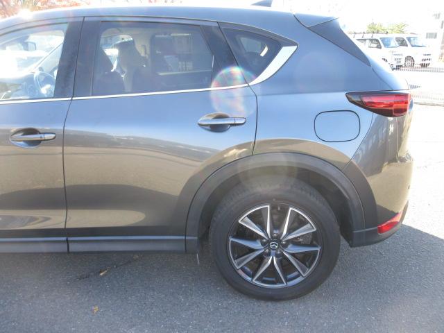 CX-5 XD Lパッケージ 4WD 純正SDナビTV 前・横・バックカメラ BOSEスピーカー ヘッドアップディスプレイ シート・ステアヒーターパワーテールゲート ETC 追従クルコン 衝突軽減ブレーキ ドラレコ 障害物センサー(56枚目)
