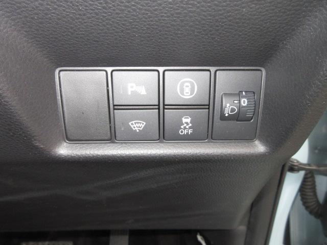 障害物センサー、ワイパーデアイサー、横滑り防止装置