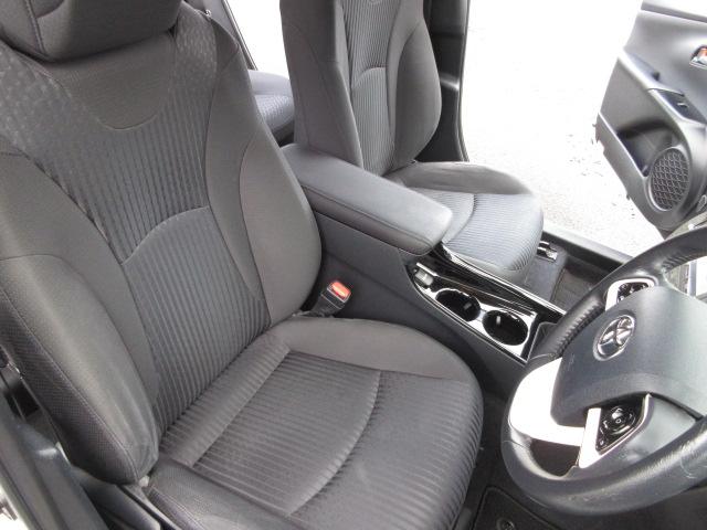 プリウス A 4WD セーフティーセンス 寒冷地仕様 純正9inナビ Bカメラ ドラレコ HUD パーキングアシスト LEDライト・フォグ ビルトインETC Aハイビーム プッシュスタート クルコン 自動防眩ミラー(44枚目)