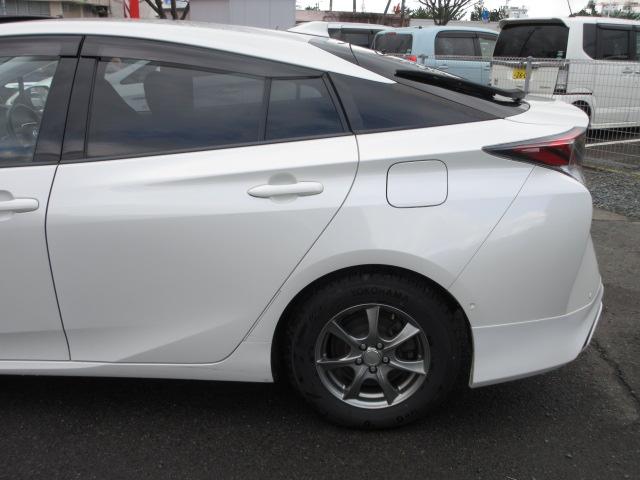 プリウス A 4WD セーフティーセンス 寒冷地仕様 純正9inナビ Bカメラ ドラレコ HUD パーキングアシスト LEDライト・フォグ ビルトインETC Aハイビーム プッシュスタート クルコン 自動防眩ミラー(52枚目)