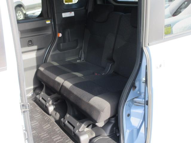 GターボリミテッドSAIII 4WD 両側電動スライドドア ナビ フルセグTV Bluetoothオーディオ DVD再生機能 パノラマモニター USB電源ソケット シートヒーター LEDヘッドランプ LEDフォグ リアサンシェード(29枚目)
