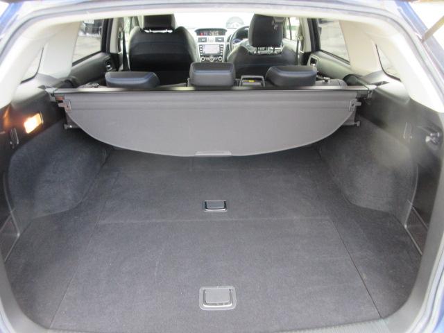2.0GT-Sアイサイト 4WD ナビ フルセグTV Bluetooth DVD再生機能 バックカメラ パワーシート LEDヘッドランプ フォグランプ LEDアクセサリーライナー ハーフレザーシート ブルーステッチインテリア(34枚目)