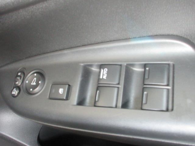 G 4WD シティブレーキアクティブシステム ナビ フルセグTV Bluetoothオーディオ DVD再生機能 バックカメラ ETC プッシュスタート フロントワイパーデアイサー LEDヘッドランプ(24枚目)