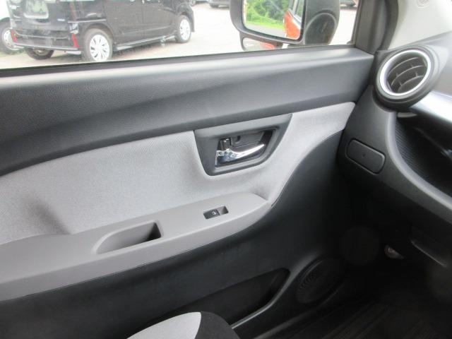 ピクシスジョイ Ｃ　Ｘ　４ＷＤ　ナビＴＶ　Ｂｌｕｅｔｏｏｔｈオーディオ　ＣＤ再生　バックカメラ　プッシュスタート　アイドリングストップ　スペアキー（12枚目）
