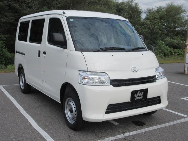 タウンエースバン ＧＬ　４ＷＤ　登録済未使用車　スマートアシスト　パワーウィンドウ　キーレス　エアコン　パワステ　ＬＥＤヘッドランプ（5枚目）