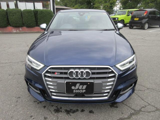 S3セダン ベースグレード 4WD ナビ フルセグTV Bluetooth CD&DVD再生 バックカメラ 追従型クルコン ハーフレザーシート LEDヘッドランプ ETC パワーシート シートヒーター ドラレコ レーダー探知機(4枚目)