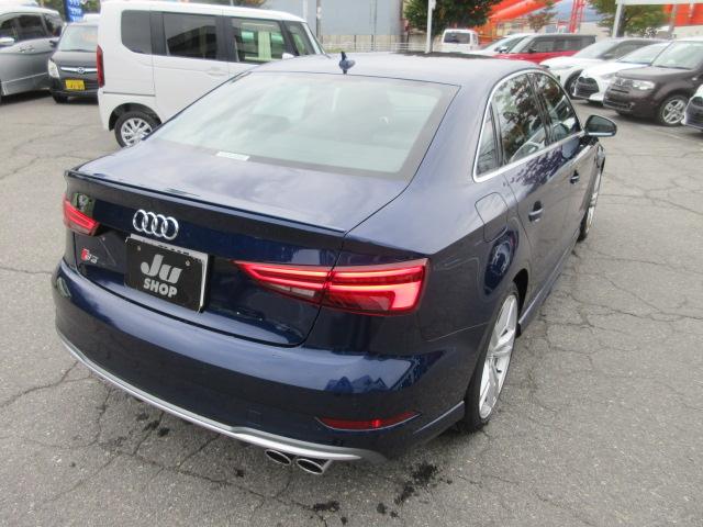 S3セダン ベースグレード 4WD ナビ フルセグTV Bluetooth CD&DVD再生 バックカメラ 追従型クルコン ハーフレザーシート LEDヘッドランプ ETC パワーシート シートヒーター ドラレコ レーダー探知機(8枚目)