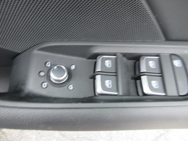 S3セダン ベースグレード 4WD ナビ フルセグTV Bluetooth CD&DVD再生 バックカメラ 追従型クルコン ハーフレザーシート LEDヘッドランプ ETC パワーシート シートヒーター ドラレコ レーダー探知機(22枚目)