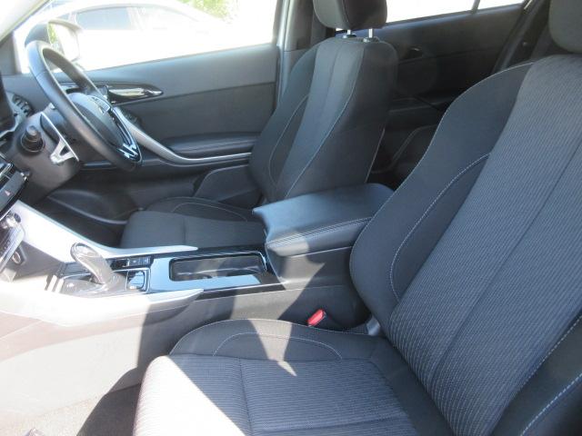 エクリプスクロスPHEV M 4WD ナビ フルセグTV CD&DVD再生機能 Bluetoothオーディオ バックカメラ ETC クルーズコントロール 衝突被害軽減ブレーキ ドライブレコーダー プッシュスタート 充電ケーブル(25枚目)